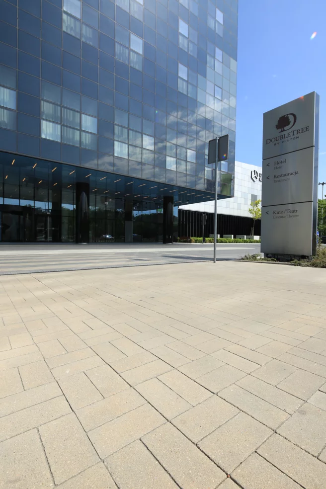 Kostki brukowe przemysłowe i ażurowe Polbruk